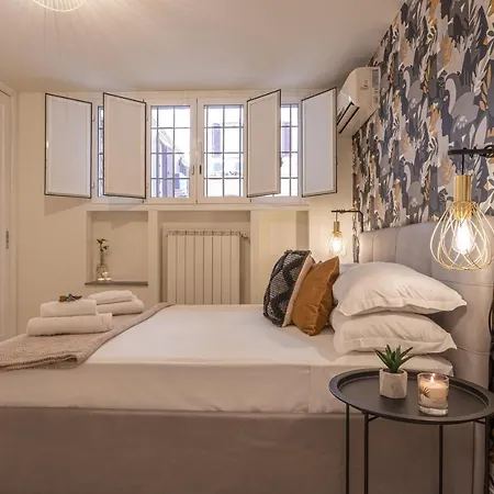 Melissa Stylish Loft At Vatican Museum Daire Roma